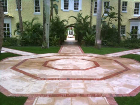 brazilian-court-lawn