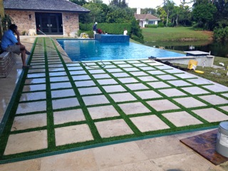 GrassPaverStripsPool